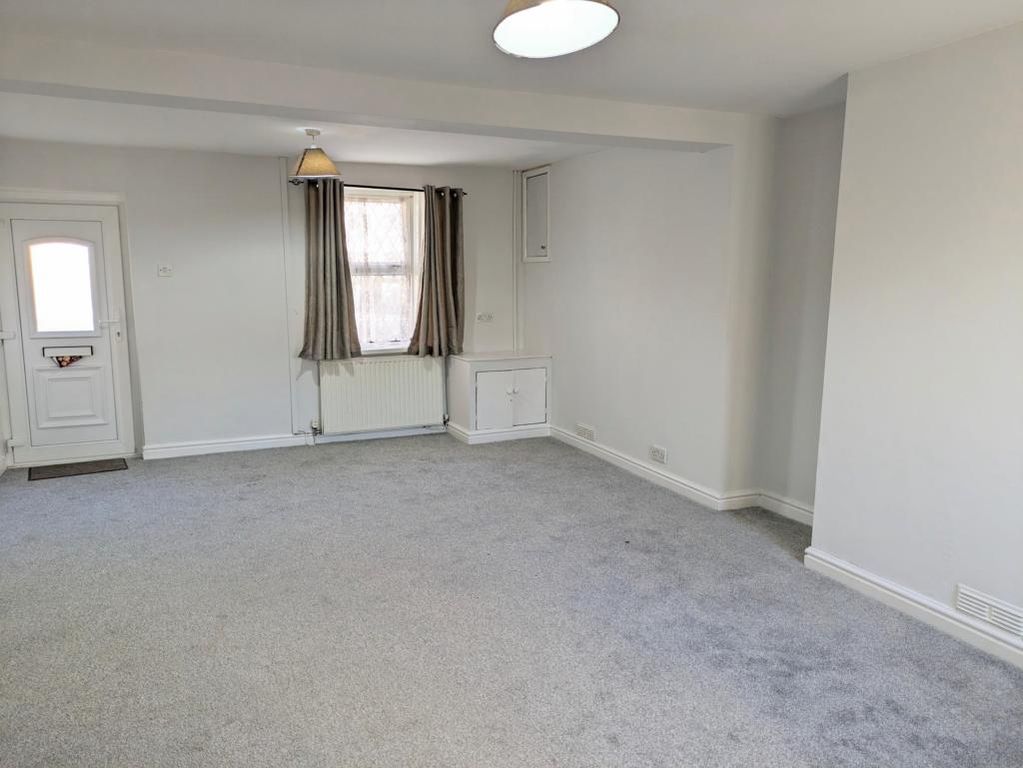 Property photo 2 of 7 Lounge