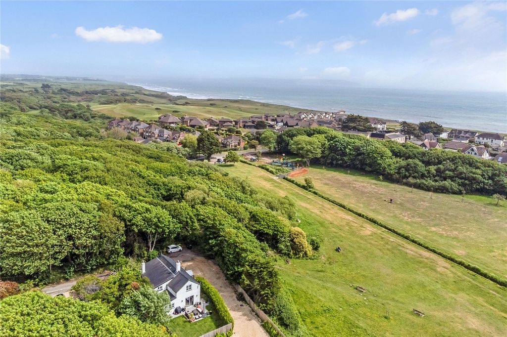 Property photo 2 of 16 Drone