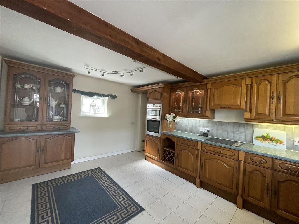 Property photo 3 of 9 Igvonpmmv0Srew1Ktaed5G.Jpg