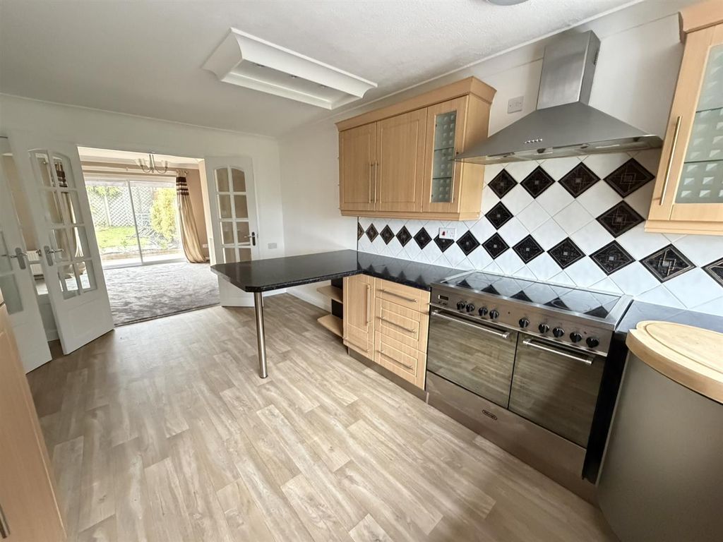 Property photo 3 of 15 Img_1898.Jpeg