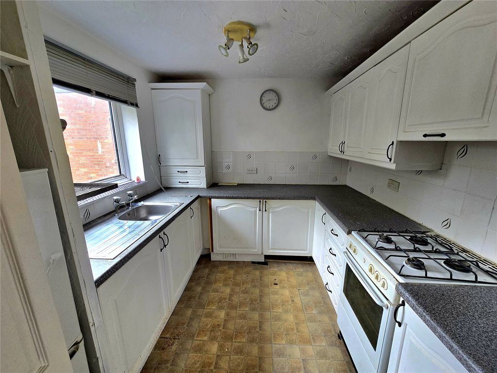 Property photo 2 of 10 Picture No. 23