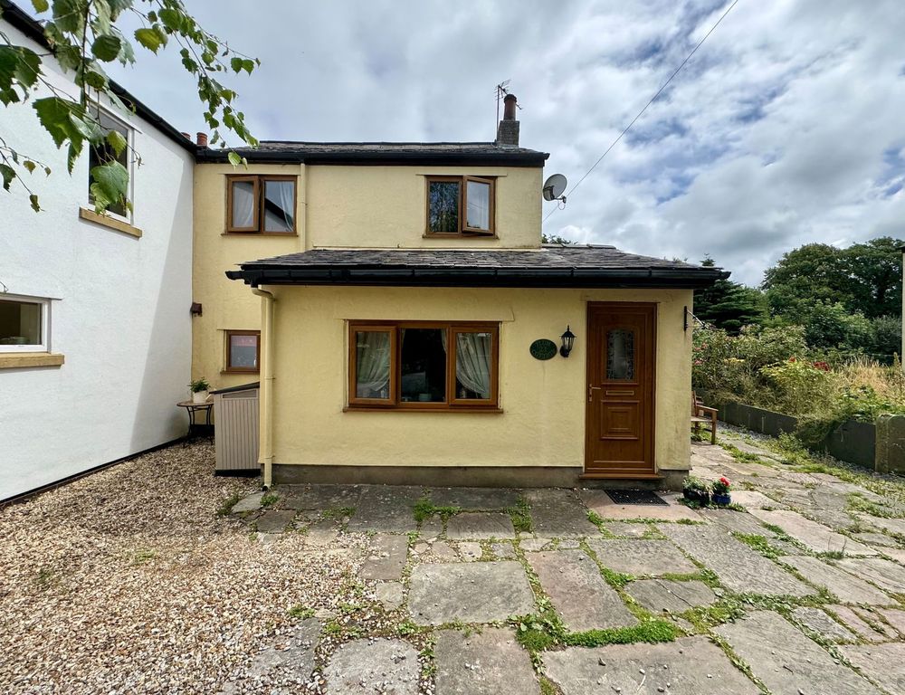 Property photo 1 of 9