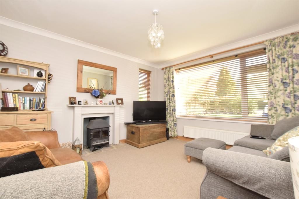 Property photo 2 of 12 Gallery