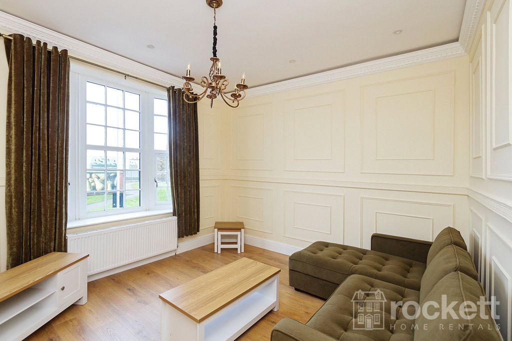 Property photo 1 of 18 Picture No. 01