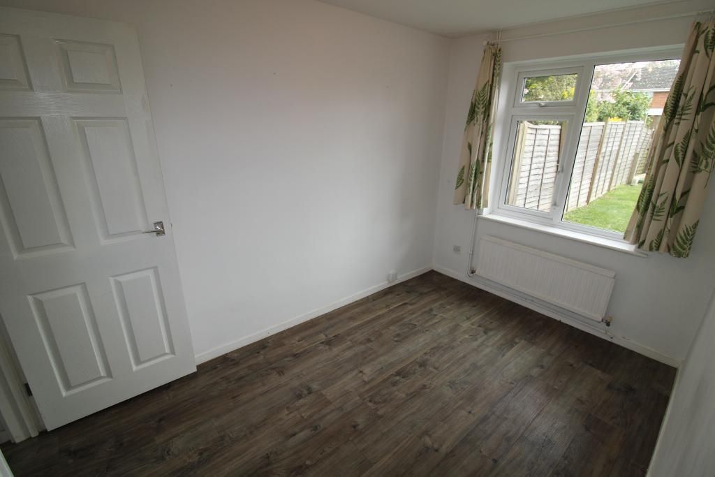 Property photo 3 of 9 Dining Room