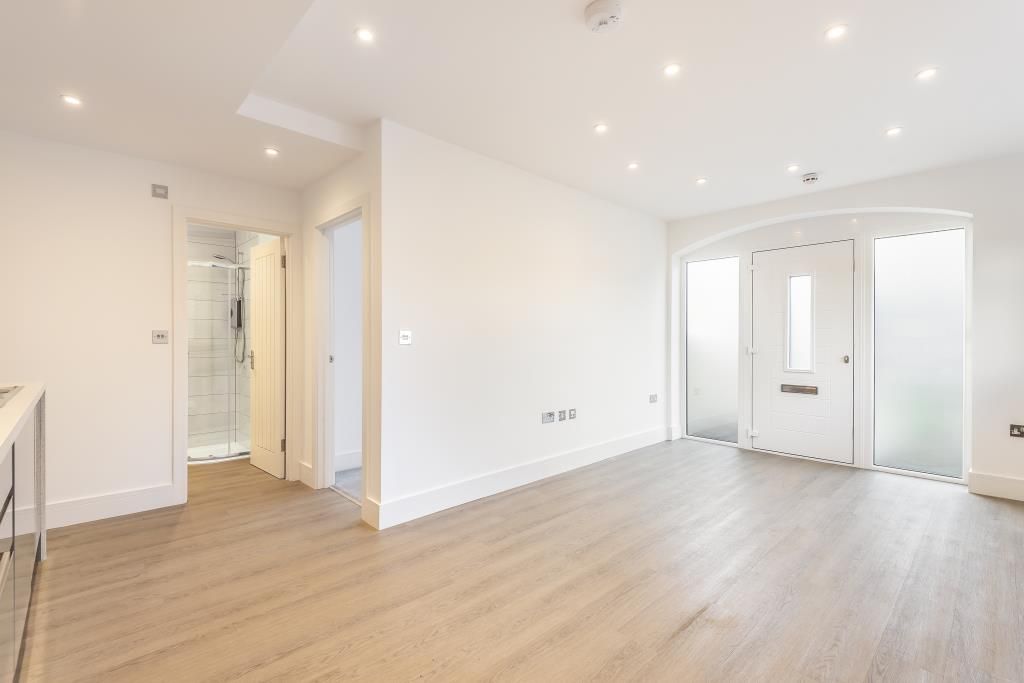 Property photo 3 of 10 Living Room