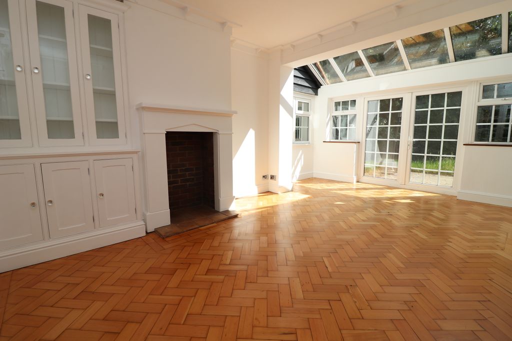 Property photo 3 of 18 Reception Room