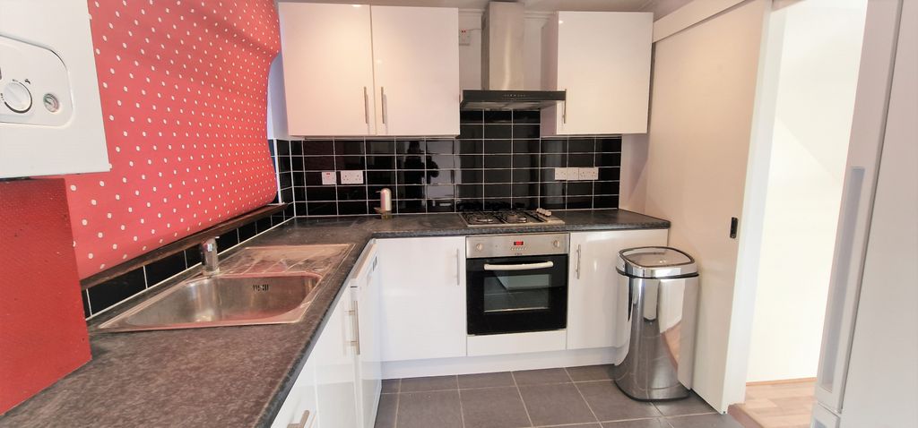 Property photo 2 of 37 Kitchen