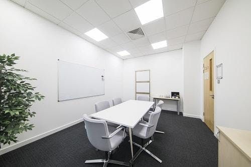 Property photo 3 of 6 129853_UK1Ws153_Img_15_0000.Jpg