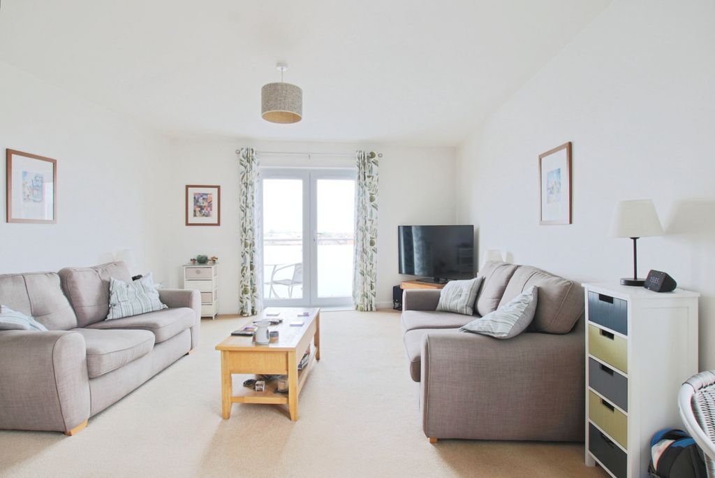 Property photo 2 of 16 4129666