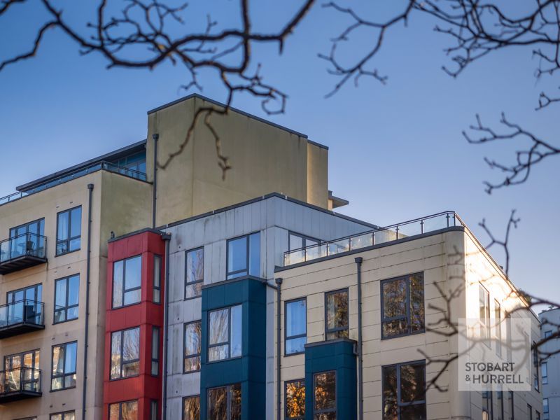 Property photo 2 of 22 Top Floor Apartment