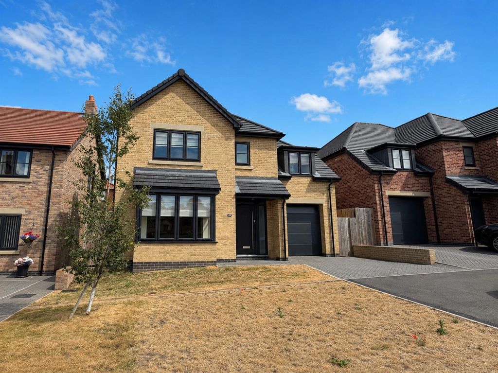 Property photo 1 of 20 The Tofts - Main