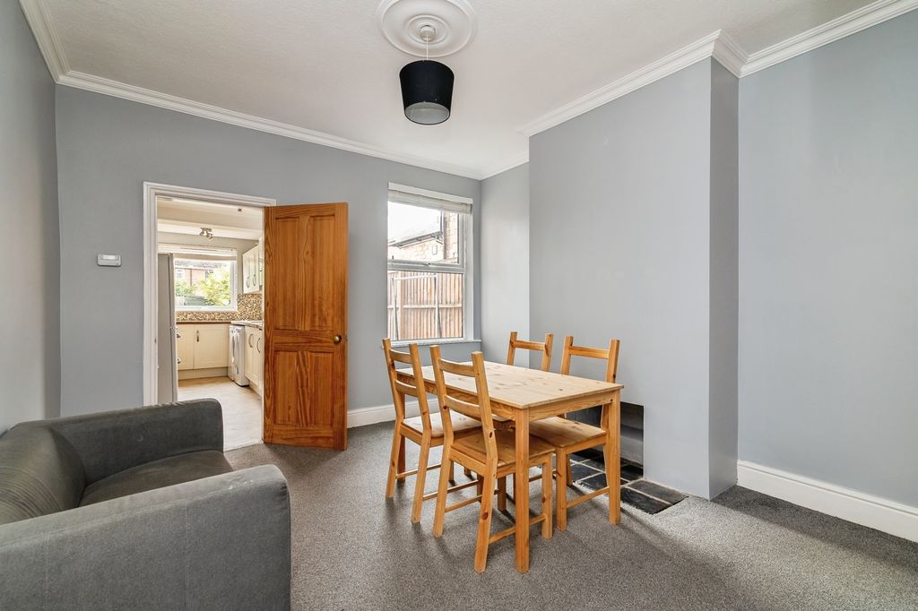 Property photo 3 of 17 Photo