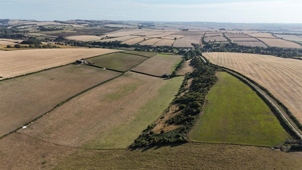 Property photo 1 of 17 Dji_20240801195920_0123_D.Jpg