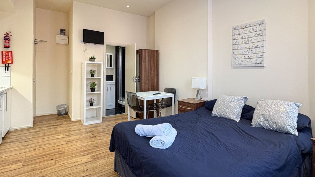 Property photo 3 of 5