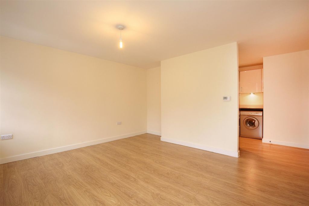 Property photo 3 of 10 Img_0747_48_50_Tonemapped Copy.Jpg