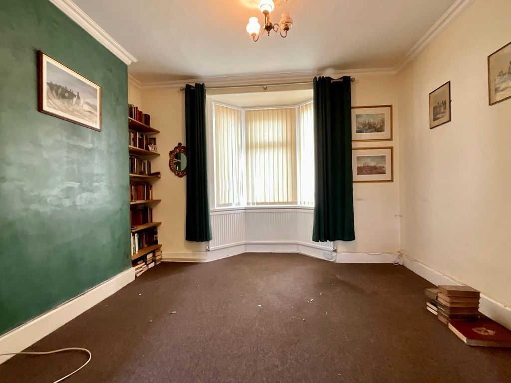 Property photo 3 of 14