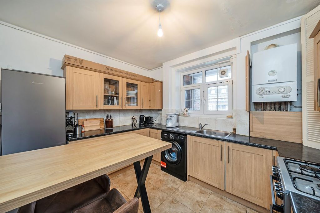 Property photo 3 of 6