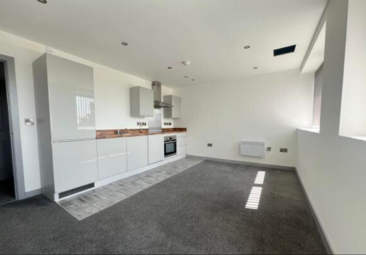 Property photo 3 of 4