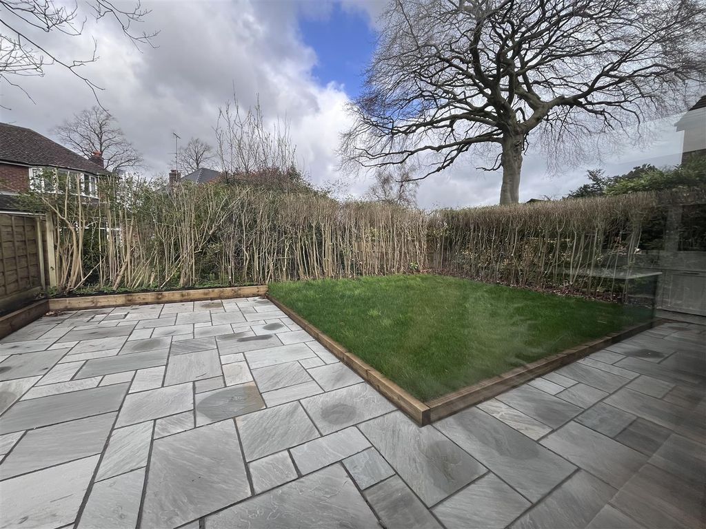 Additional image 32 of 5 bed detached house to rentKnutsford Road, Wilmslow SK9