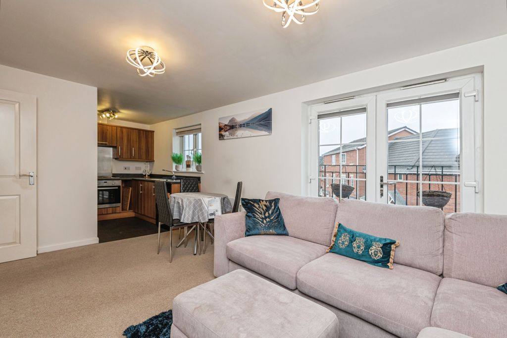 Property photo 3 of 14 Living Room