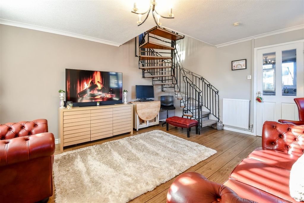 Property photo 2 of 19 Living Room