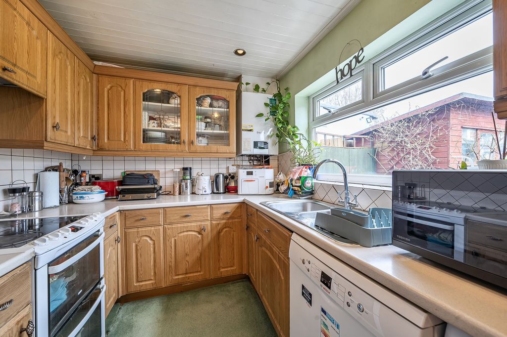 Property photo 3 of 13 Kitchen