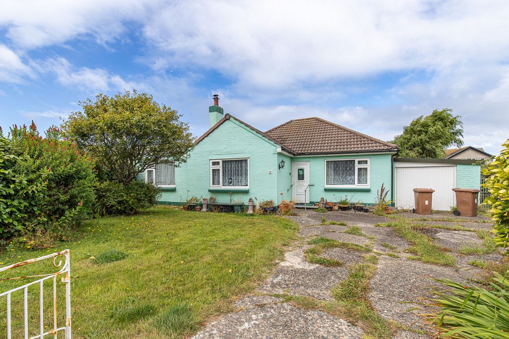 Property photo 1 of 30