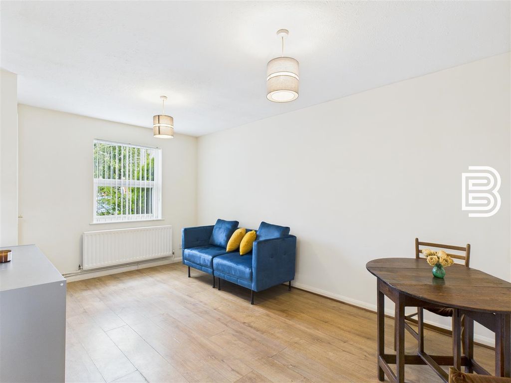 Property photo 2 of 12 .Living Room.Jpg