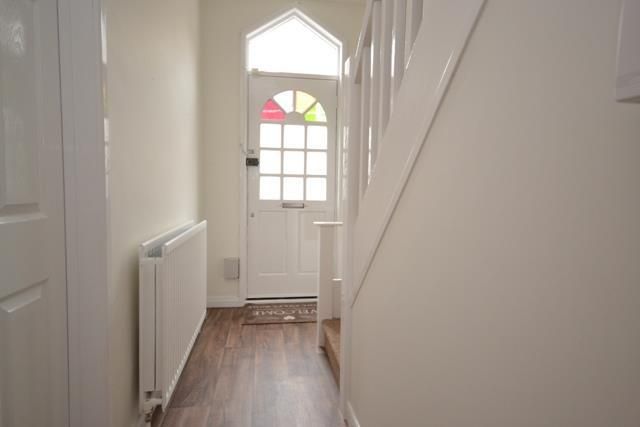 Property photo 2 of 22 Hallway (2).Jpg