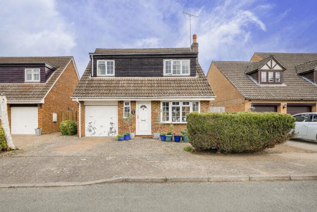 Property photo 1 of 8