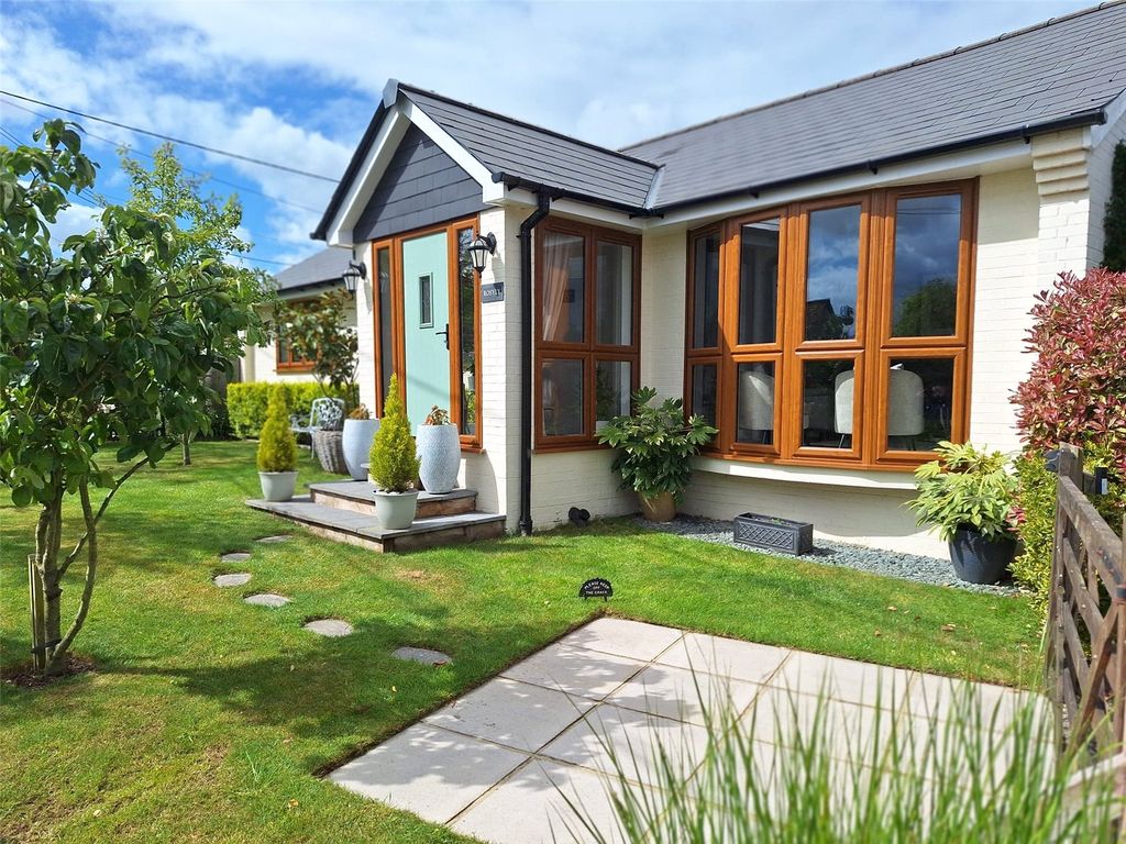 Property photo 1 of 21 Picture No. 27