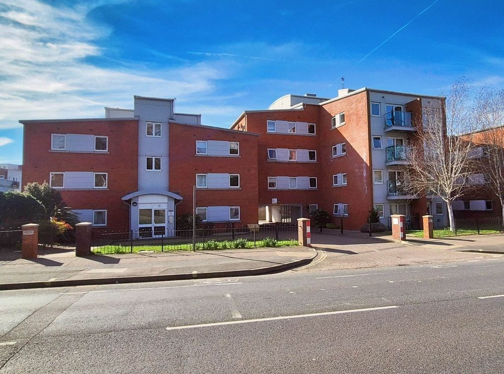 Property photo 1 of 23