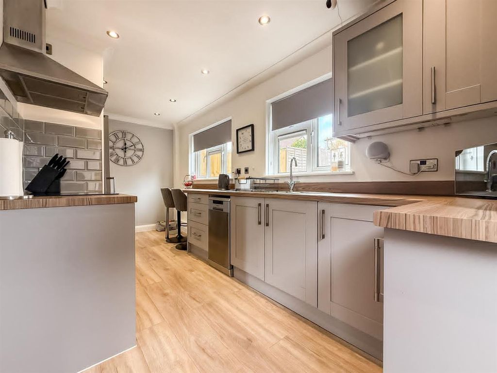 Property photo 3 of 16 Photo-2026-04-21-08-37-19 25.Jpg