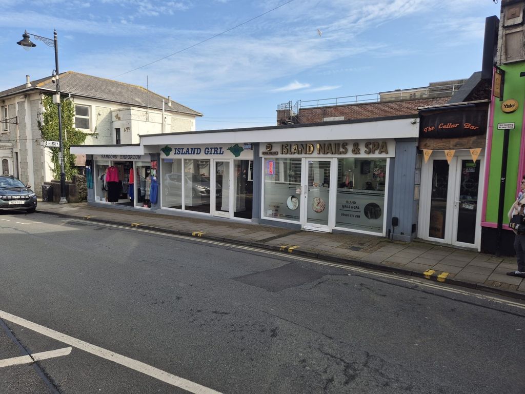 Property photo 1 of 3