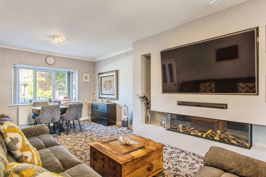 Property photo 2 of 18 Pbox-Img.Jpg