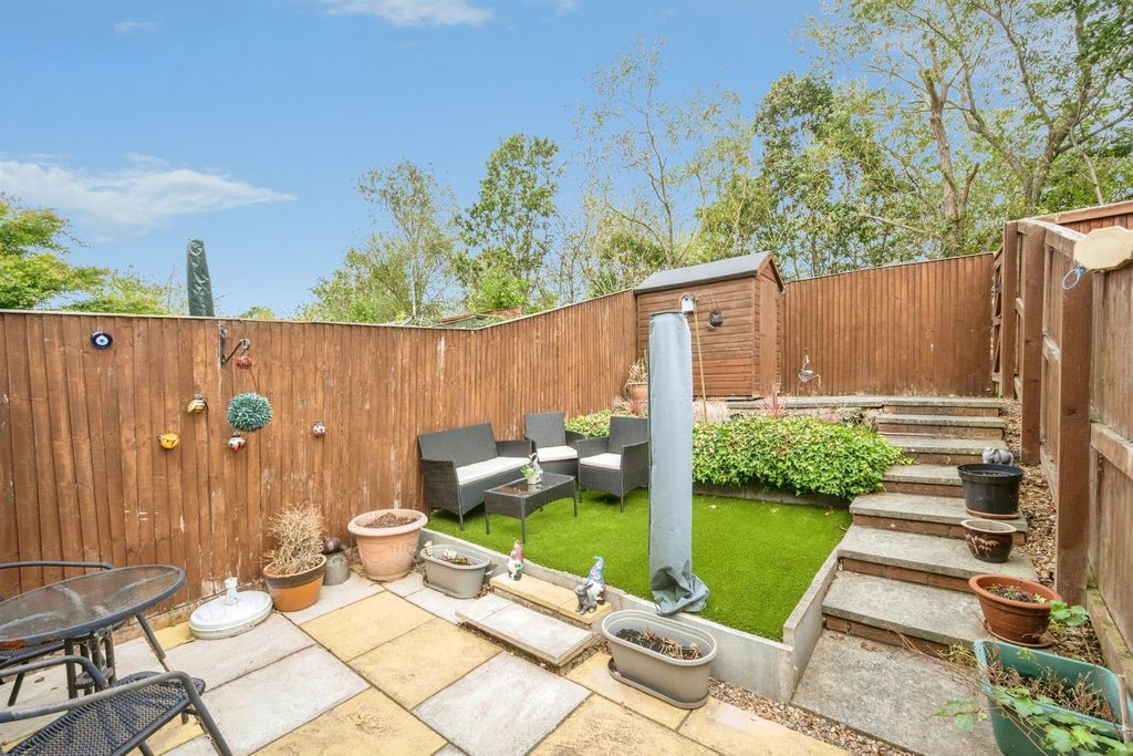 Property photo 3 of 18
