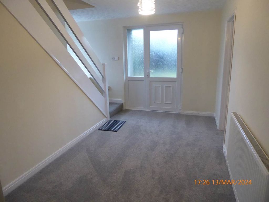 Property photo 3 of 12 P1220931