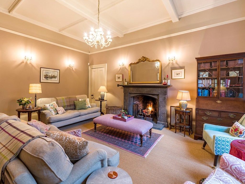 Property photo 2 of 13 Sitting Room