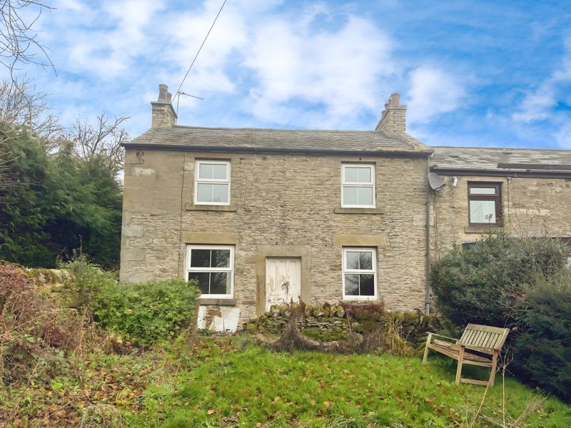 Property photo 1 of 15 Photo 4