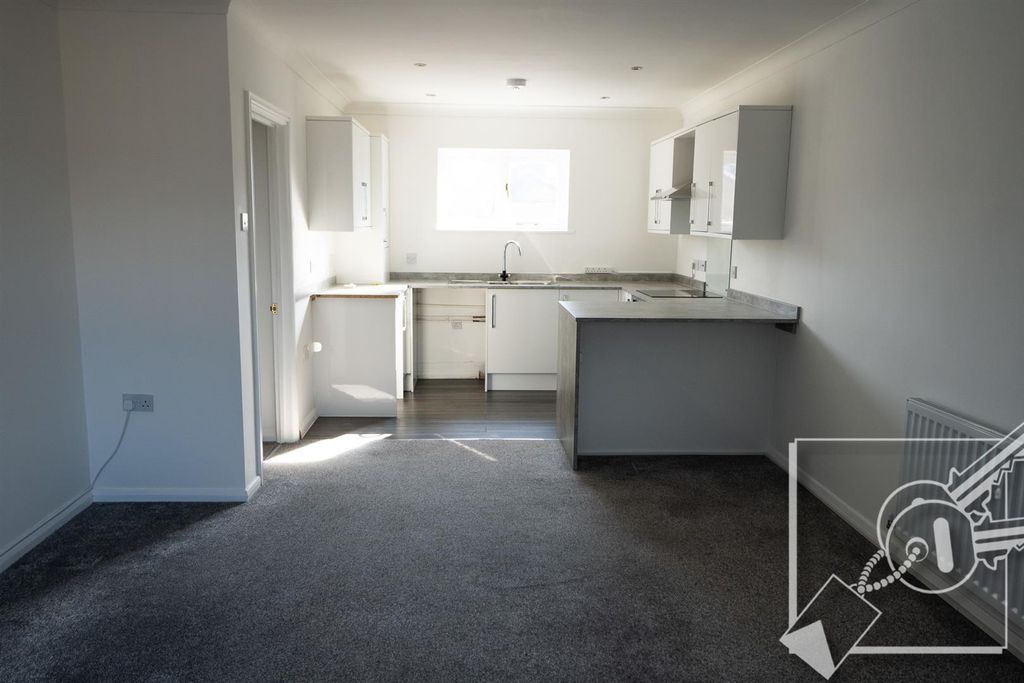 Property photo 2 of 15 Open Plan Living/Kitchen