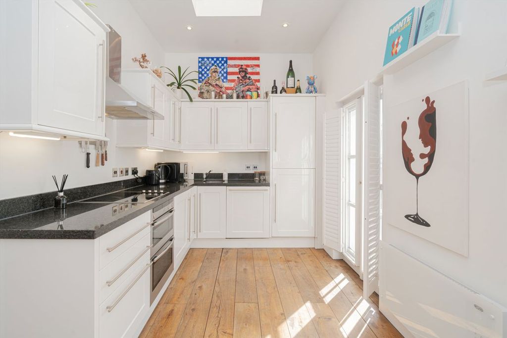 Property photo 2 of 4