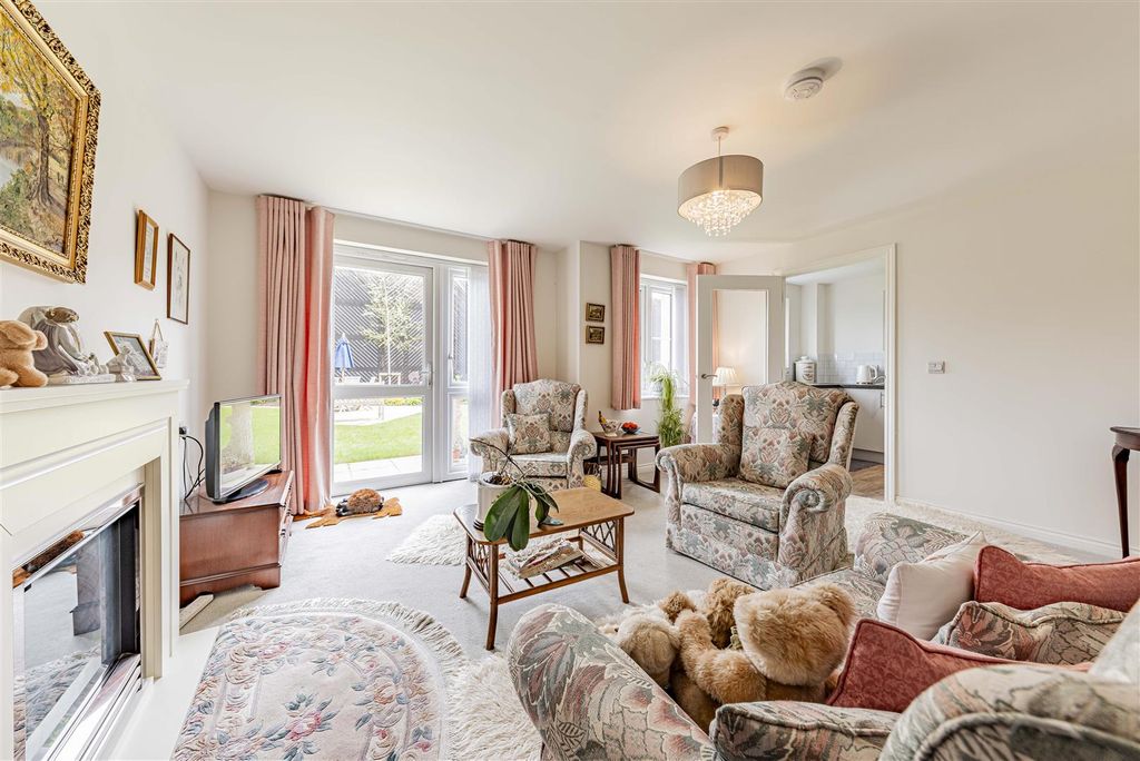 Property photo 1 of 22 L J Imaging-12.Jpg