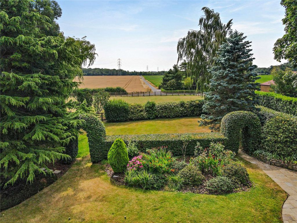Property photo 3 of 19 Picture No. 05