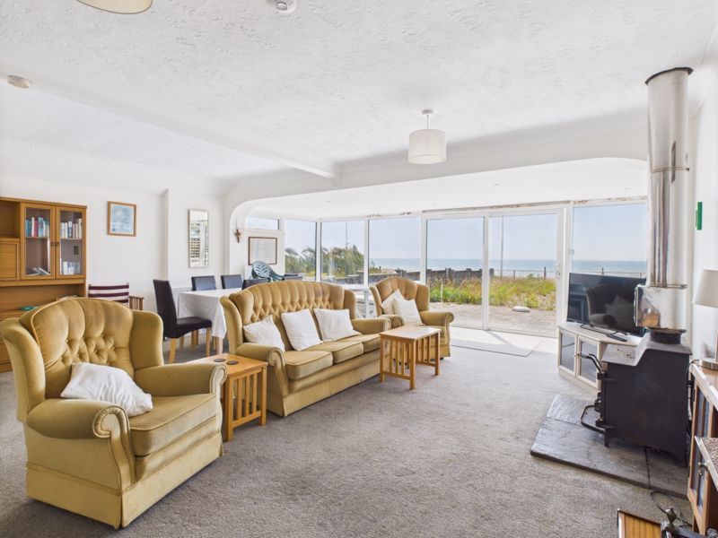 Property photo 2 of 16 Living Room