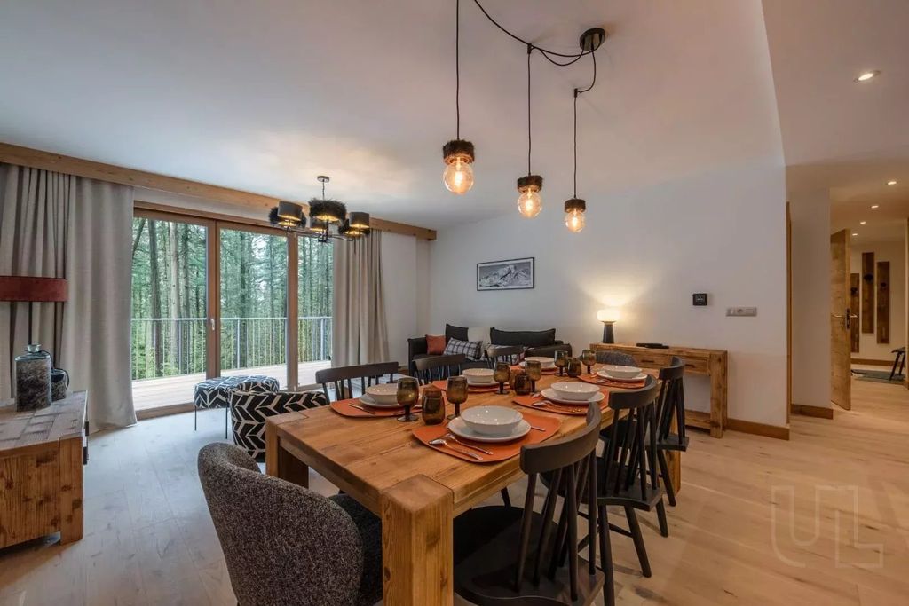 Property photo 2 of 36