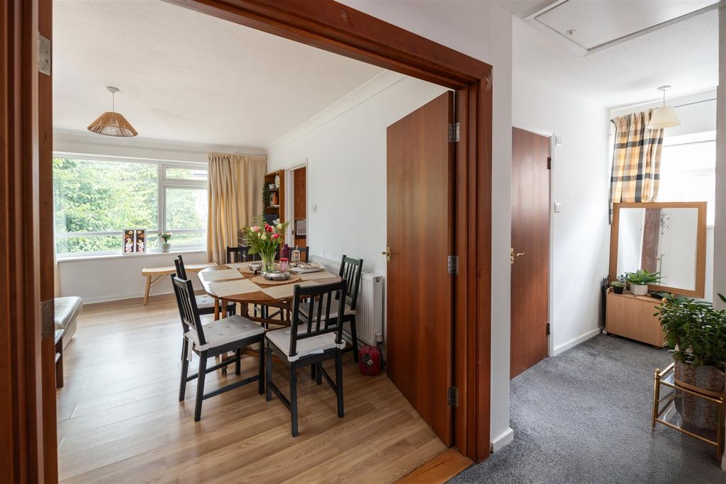 Property photo 2 of 14 3C Park Road Internals-11.Jpg
