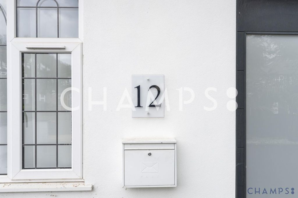 Property photo 2 of 35 Gallery