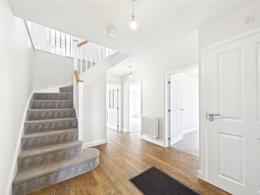 Property photo 2 of 17 Picture No. 05