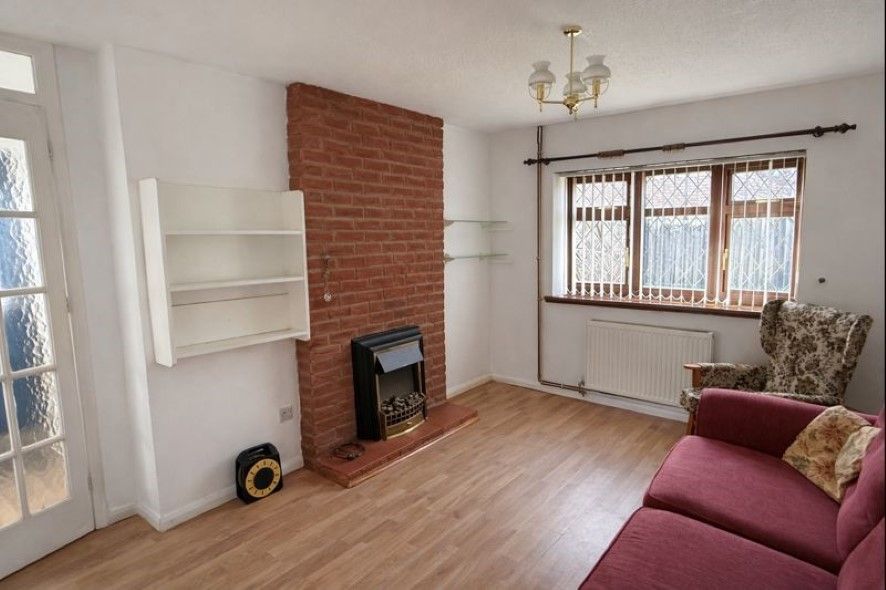 Property photo 2 of 9